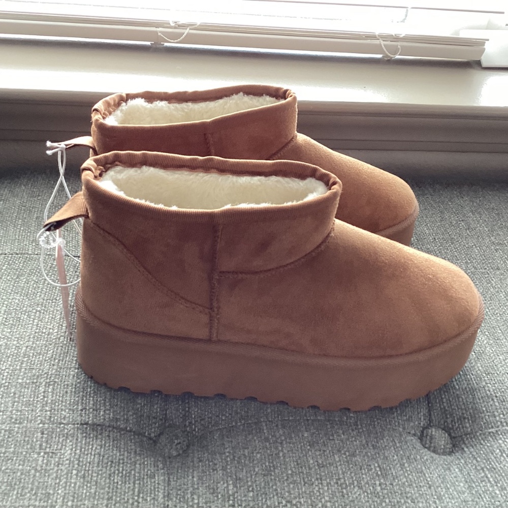 Olivia and Kate flat heel platform booties - Picture 2 of 15